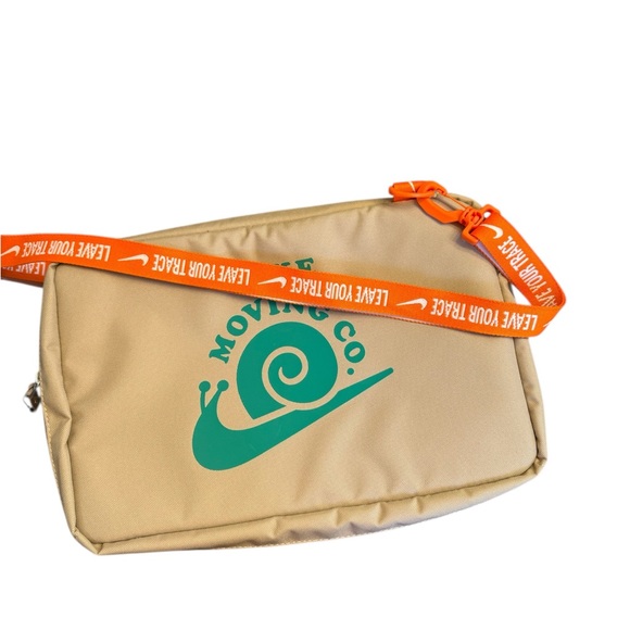 Nike Moving Co. Shoe/Box Bag - Tan and Orange Men's Bag - Picture 2 of 11